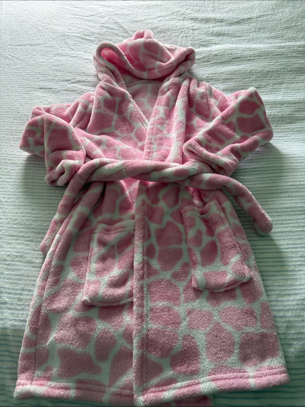 Pink Hooded Kids Robe with Giraffe Pattern
